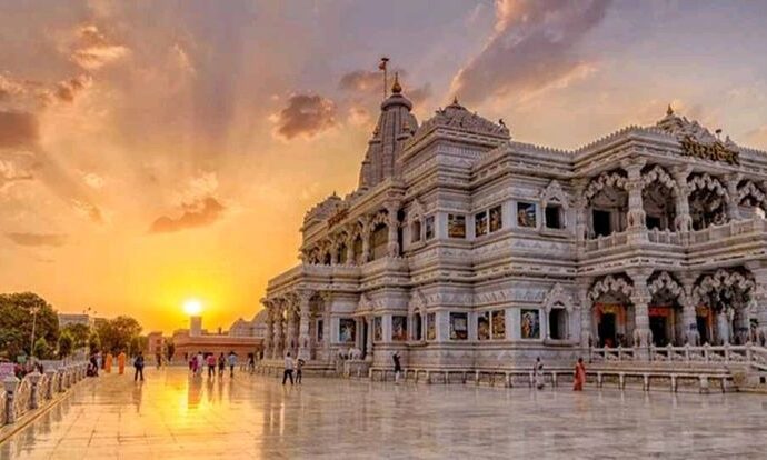 Discover the Spiritual Heritage with Exclusive Vrindavan Packages